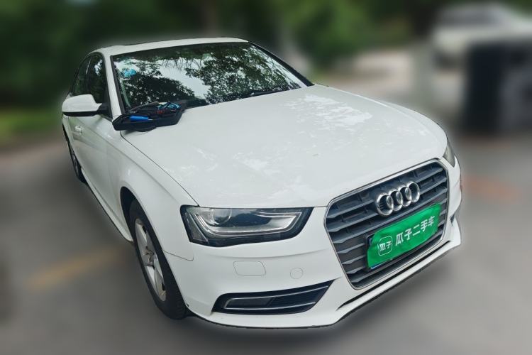 Used Audi A4L 2013 35 TFSI Automatic Standard Model Front Right 45 Deg