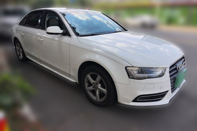 Used Audi A4L 2013 35 TFSI Automatic Comfort Model Front Right 45 Deg