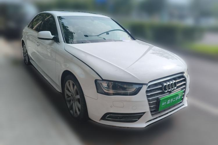 Used Audi A4L 2013 35 TFSI Automatic Comfort Model Front Right 45 Deg