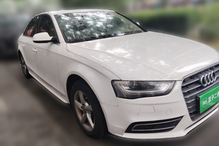 Used Audi A4L 2013 35 TFSI Automatic Comfort Model Front Right 45 Deg