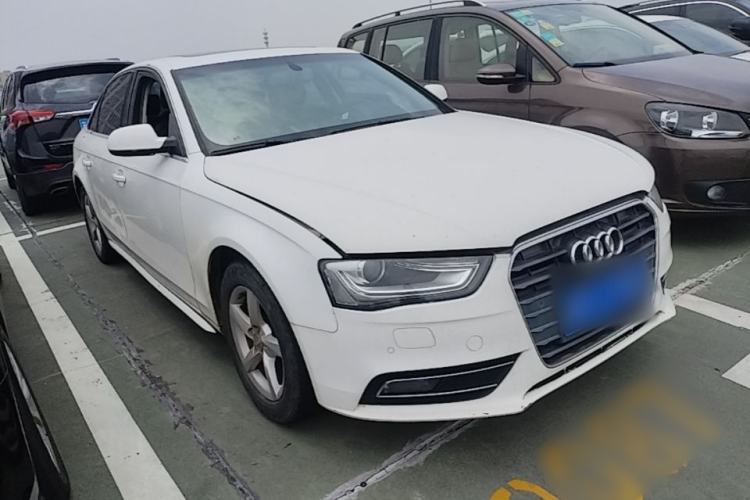 Used Audi A4L 2013 35 TFSI Automatic Comfort Model Front Right 45 Deg
