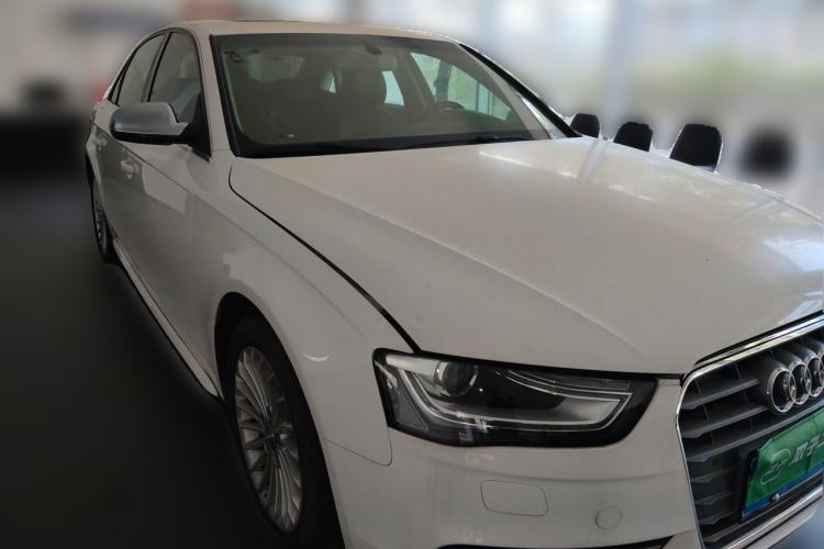 Used Audi A4L 2013 40 TFSI quattro Individual Sport Edition Front Right 45 Deg