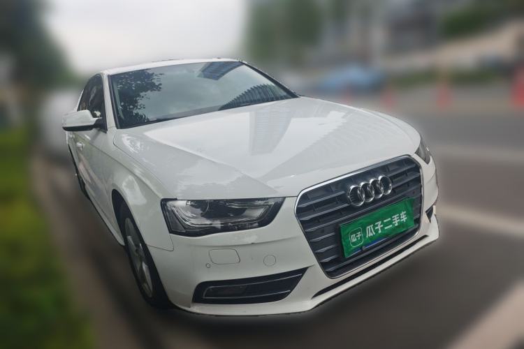 Used Audi A4L 2013 35 TFSI Automatic Comfort Model Front Right 45 Deg