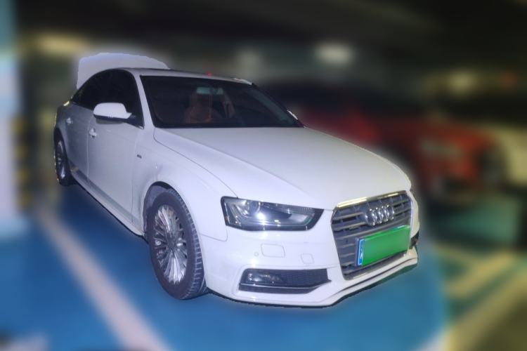 Used Audi A4L 2013 40 TFSI quattro Individual Sport Edition Front Right 45 Deg