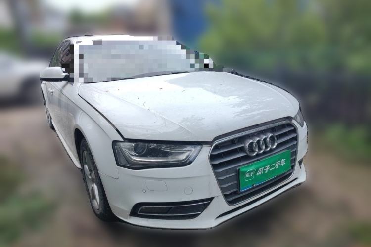 Used Audi A4L 2013 35 TFSI Automatic Comfort Model Front Right 45 Deg