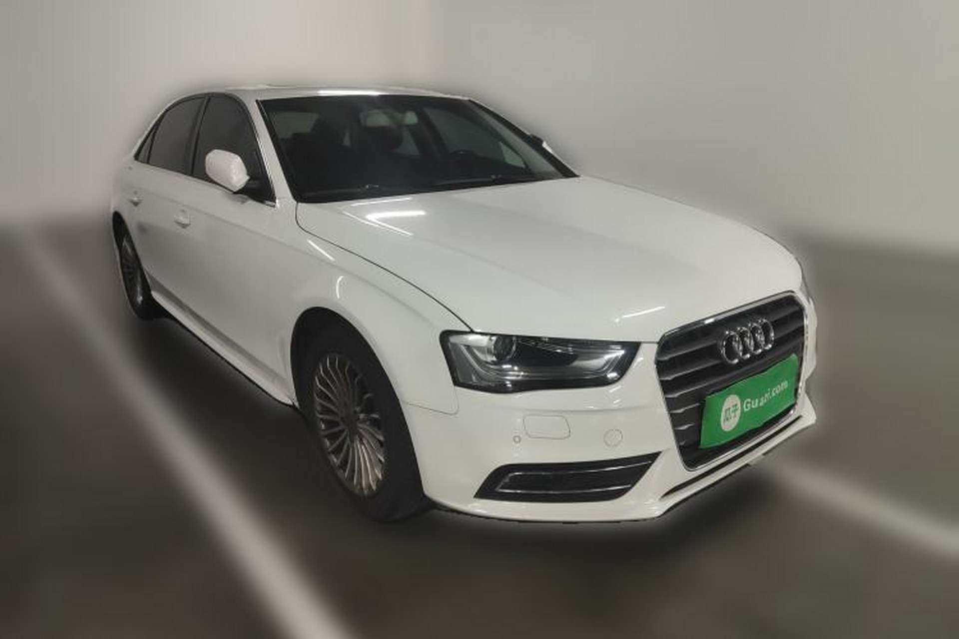 Used Audi A4L 2013 35 TFSI Automatic Standard Model Front Right 45 Deg