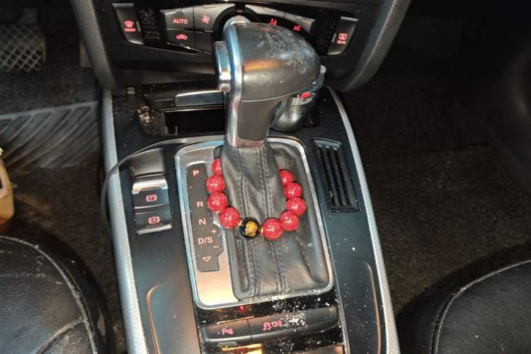 Used Audi A4L 2013 35 TFSI Automatic Standard Model Gear Lever