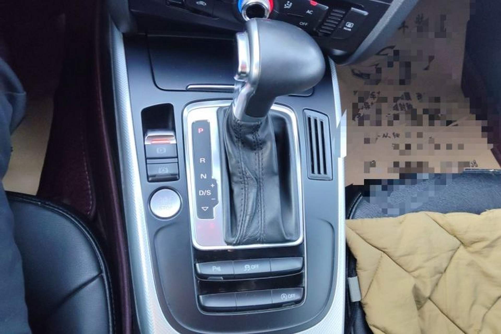 Used Audi A4L 2013 35 TFSI Automatic Standard Model Gear Lever