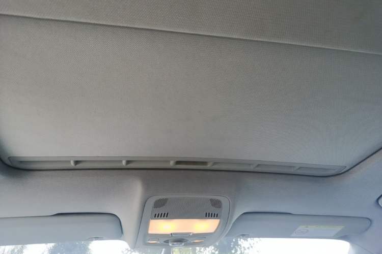 Used Audi A4L 2013 35 TFSI Automatic Comfort Model Headliner