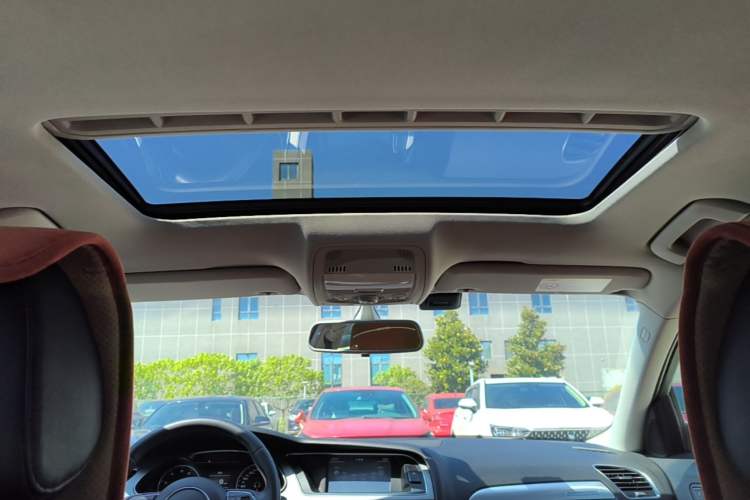 Used Audi A4L 2013 35 TFSI Automatic Standard Model Headliner