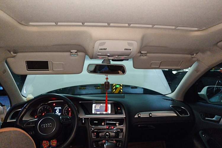 Used Audi A4L 2013 35 TFSI Automatic Standard Model Headliner