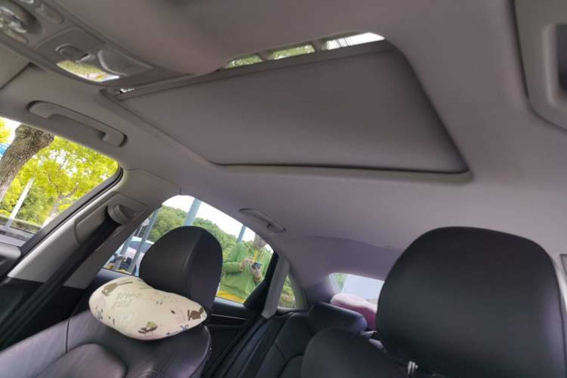 Used Audi A4L 2013 35 TFSI Automatic Comfort Model Headliner