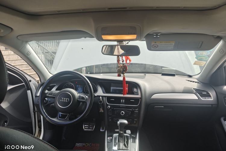 Used Audi A4L 2013 35 TFSI Automatic Standard Model Headliner