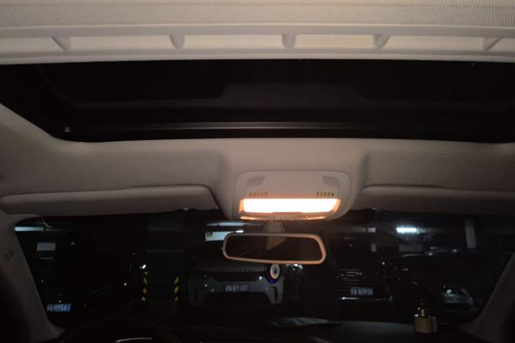 Used Audi A4L 2013 35 TFSI Automatic Comfort Model Headliner