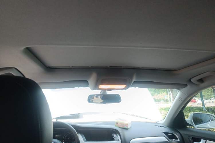 Used Audi A4L 2013 35 TFSI Automatic Standard Model Headliner