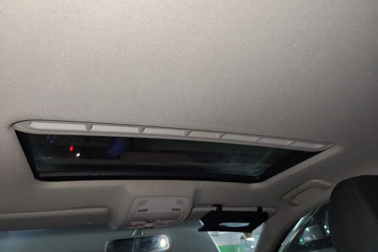 Used Audi A4L 2013 35 TFSI Automatic Luxury Model Headliner