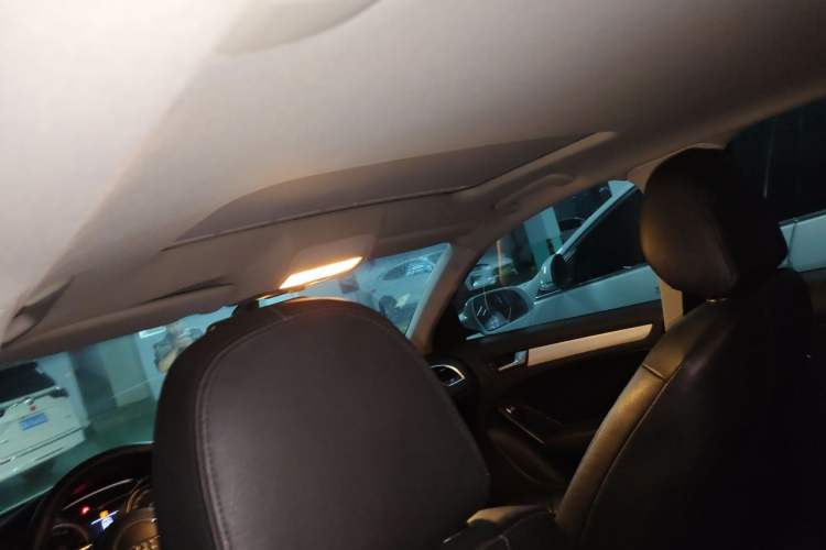 Used Audi A4L 2013 35 TFSI Automatic Standard Model Headliner