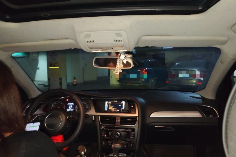 Used Audi A4L 2013 35 TFSI Automatic Standard Model Headliner