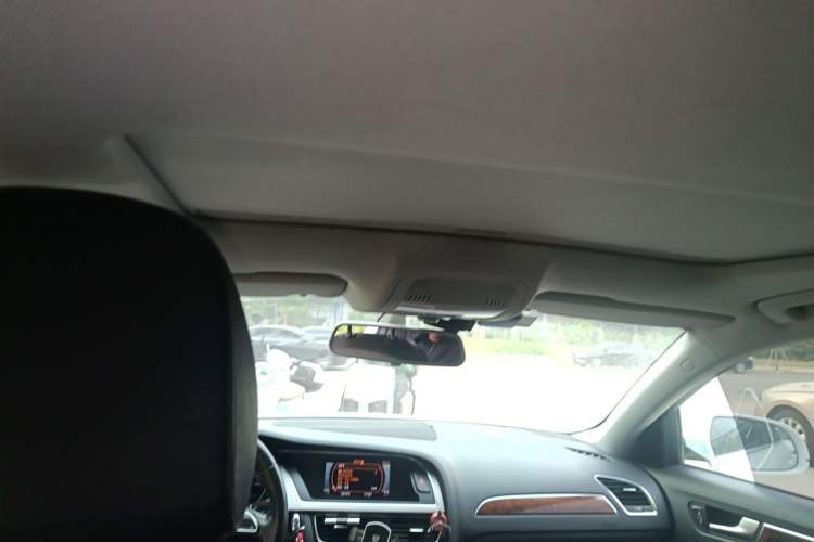Used Audi A4L 2013 35 TFSI Automatic Comfort Model Headliner
