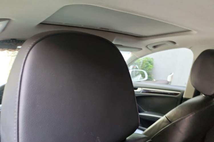 Used Audi A4L 2013 35 TFSI Automatic Technology Edition Headliner