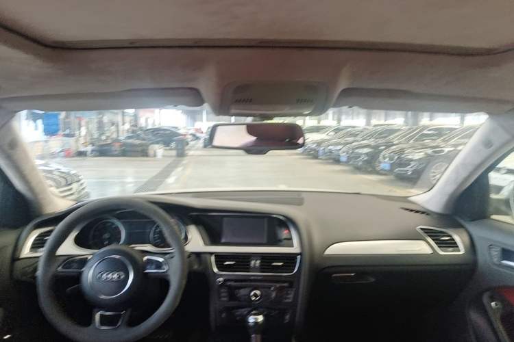 Used Audi A4L 2013 40 TFSI quattro Individual Sport Edition Headliner