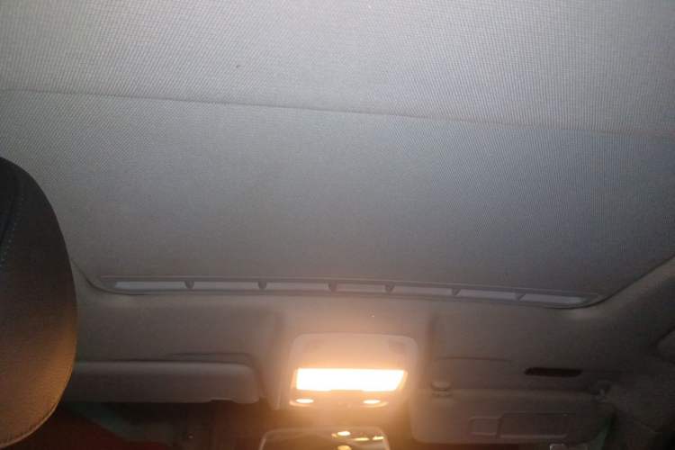 Used Audi A4L 2013 35 TFSI Automatic Comfort Model Headliner