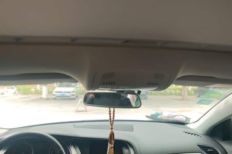 Used Audi A4L 2013 35 TFSI Automatic Standard Model Headliner