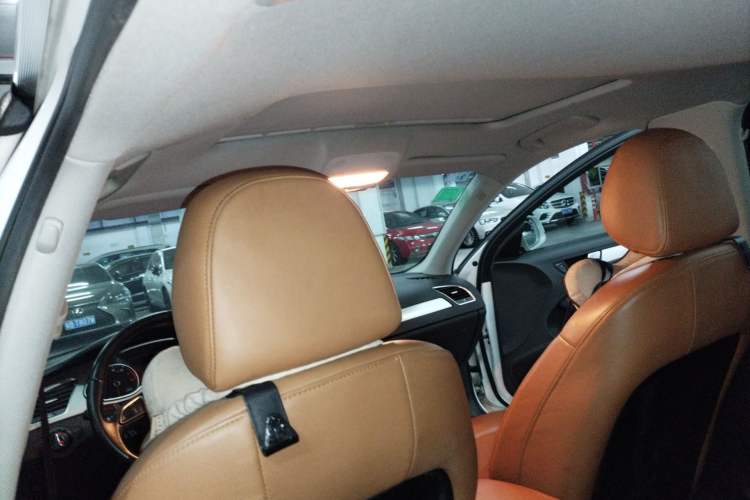 Used Audi A4L 2013 35 TFSI Automatic Standard Model Headliner