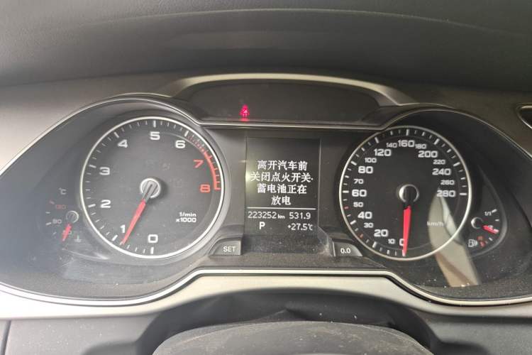 Used Audi A4L 2013 35 TFSI Automatic Comfort Model Instrument Cluster