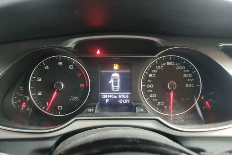 Used Audi A4L 2013 35 TFSI Automatic Standard Model Instrument Cluster