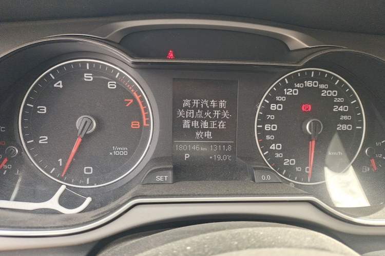 Used Audi A4L 2013 35 TFSI Automatic Standard Model Instrument Cluster