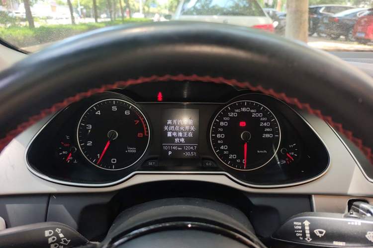 Used Audi A4L 2013 35 TFSI Automatic Standard Model Instrument Cluster