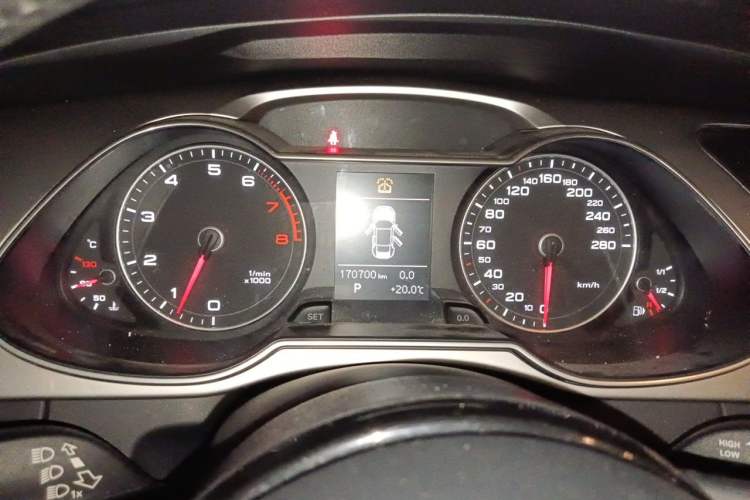 Used Audi A4L 2013 35 TFSI Automatic Standard Model Instrument Cluster