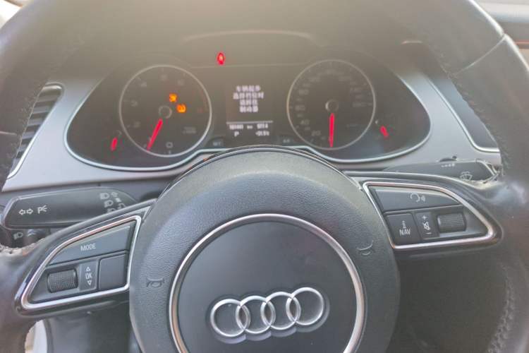 Used Audi A4L 2013 35 TFSI Automatic Technology Edition Instrument Cluster