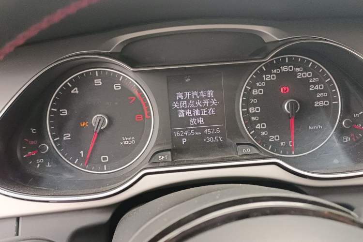 Used Audi A4L 2013 35 TFSI Automatic Standard Model Instrument Cluster