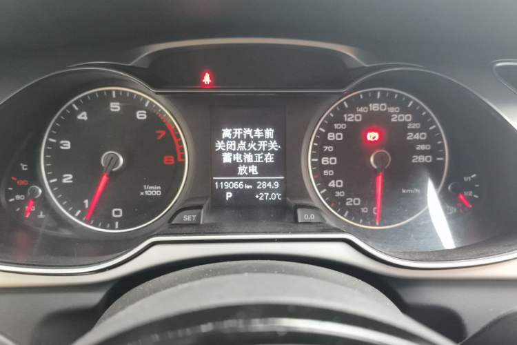 Used Audi A4L 2013 35 TFSI Automatic Comfort Model Instrument Cluster