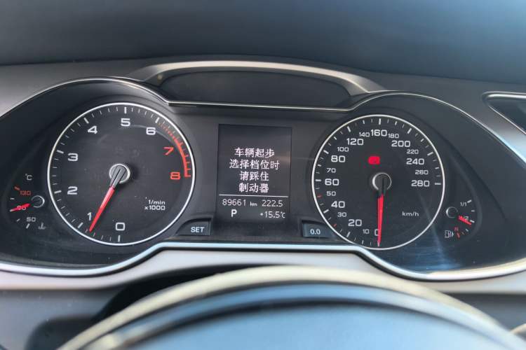 Used Audi A4L 2013 35 TFSI Automatic Comfort Model Instrument Cluster