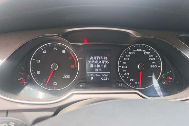 Used Audi A4L 2013 30 TFSI Automatic Comfort Model Instrument Cluster