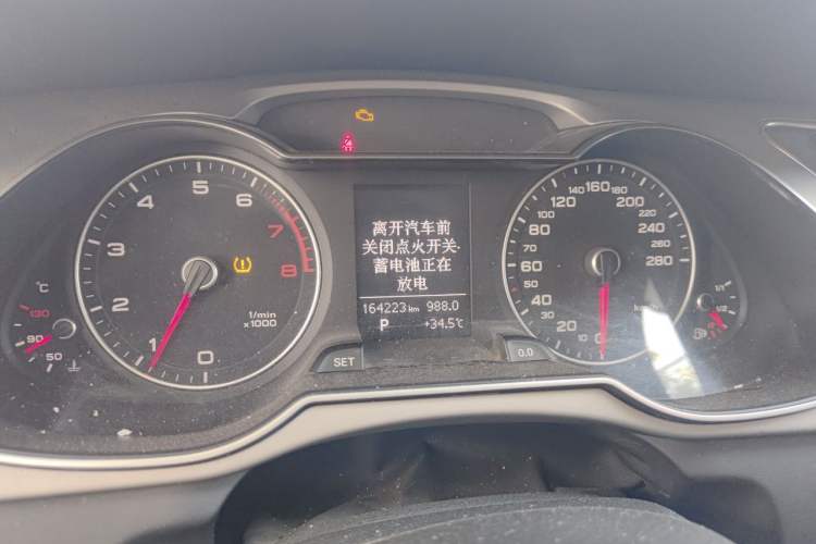 Used Audi A4L 2013 35 TFSI Automatic Standard Model Instrument Cluster