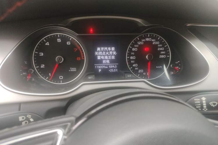 Used Audi A4L 2013 35 TFSI Automatic Standard Model Instrument Cluster
