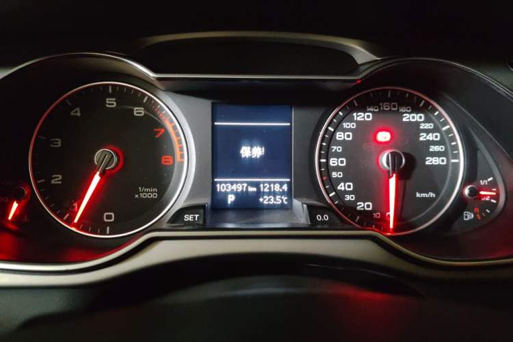 Used Audi A4L 2013 35 TFSI Automatic Standard Model Instrument Cluster
