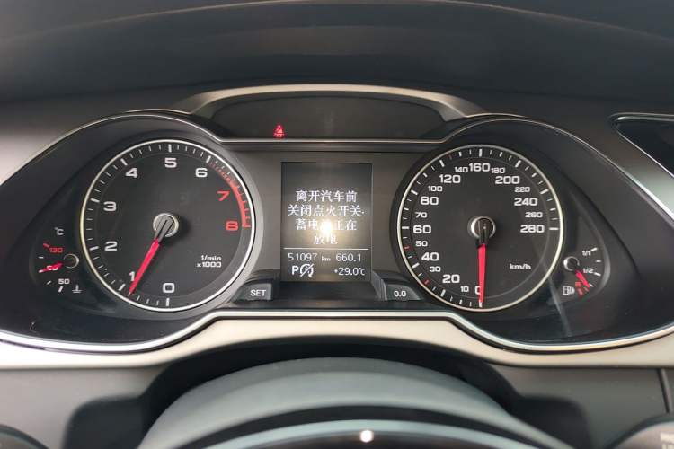 Used Audi A4L 2013 35 TFSI Automatic Standard Model Instrument Cluster