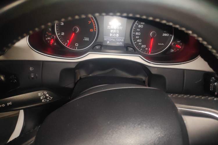 Used Audi A4L 2013 30 TFSI Automatic Comfort Model Instrument Cluster