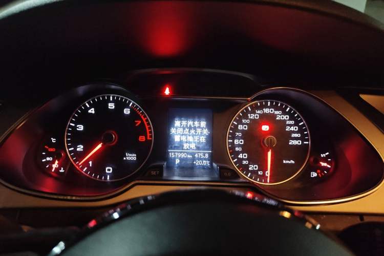 Used Audi A4L 2013 35 TFSI Automatic Standard Model Instrument Cluster