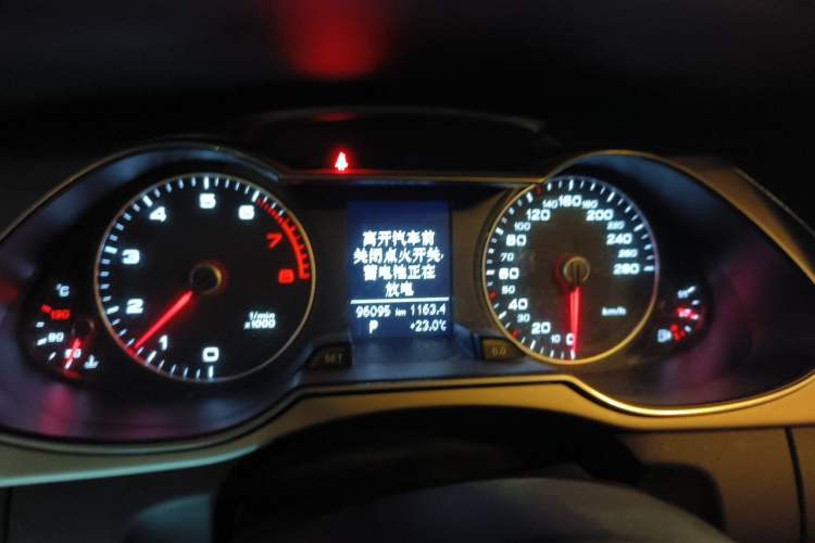 Used Audi A4L 2013 35 TFSI Automatic Standard Model Instrument Cluster