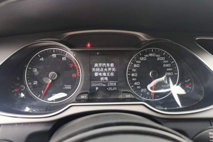 Used Audi A4L 2013 35 TFSI Automatic Standard Model Instrument Cluster