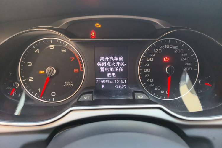Used Audi A4L 2013 35 TFSI Automatic Standard Model Instrument Cluster