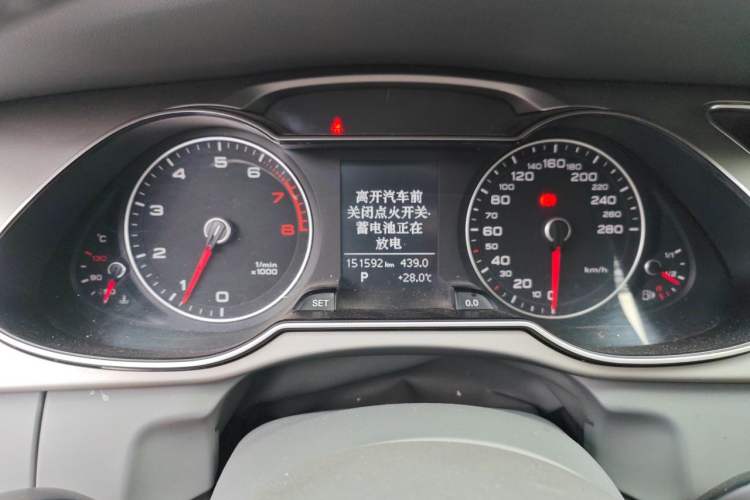 Used Audi A4L 2013 35 TFSI Automatic Standard Model Instrument Cluster