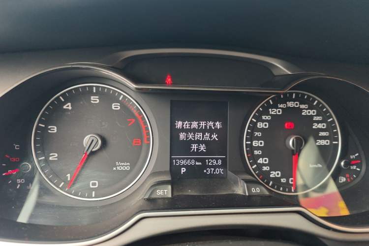 Used Audi A4L 2013 35 TFSI Automatic Standard Model Instrument Cluster