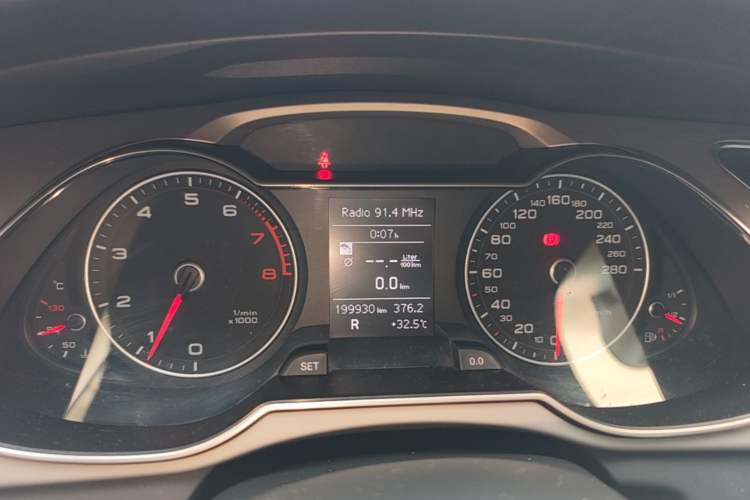 Used Audi A4L 2013 35 TFSI Automatic Standard Model Instrument Cluster